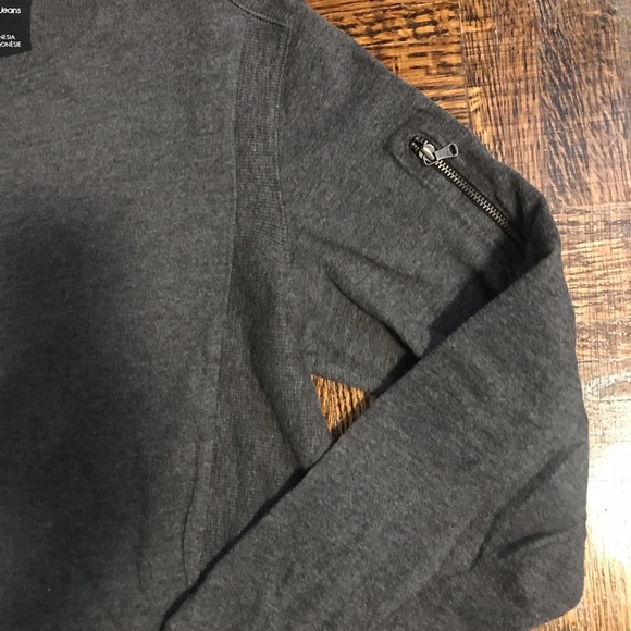 Calvin Klein Spring/Fall Sweater/Striped Shirt - Picture 3 of 13